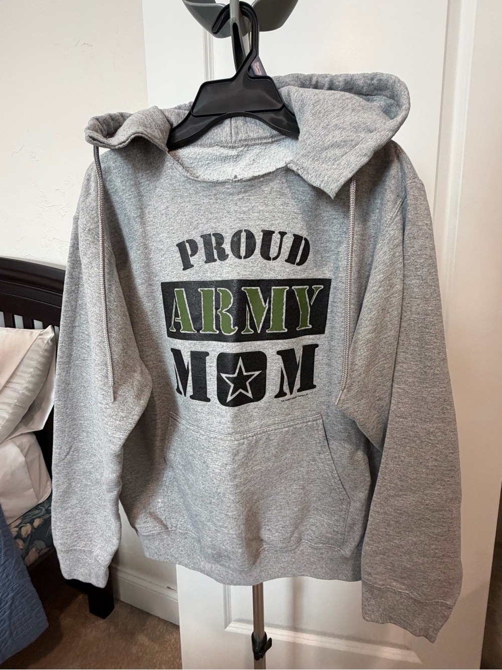 Source Unknown Gray Hooded Sweatshirt with Black and Green Army Print
